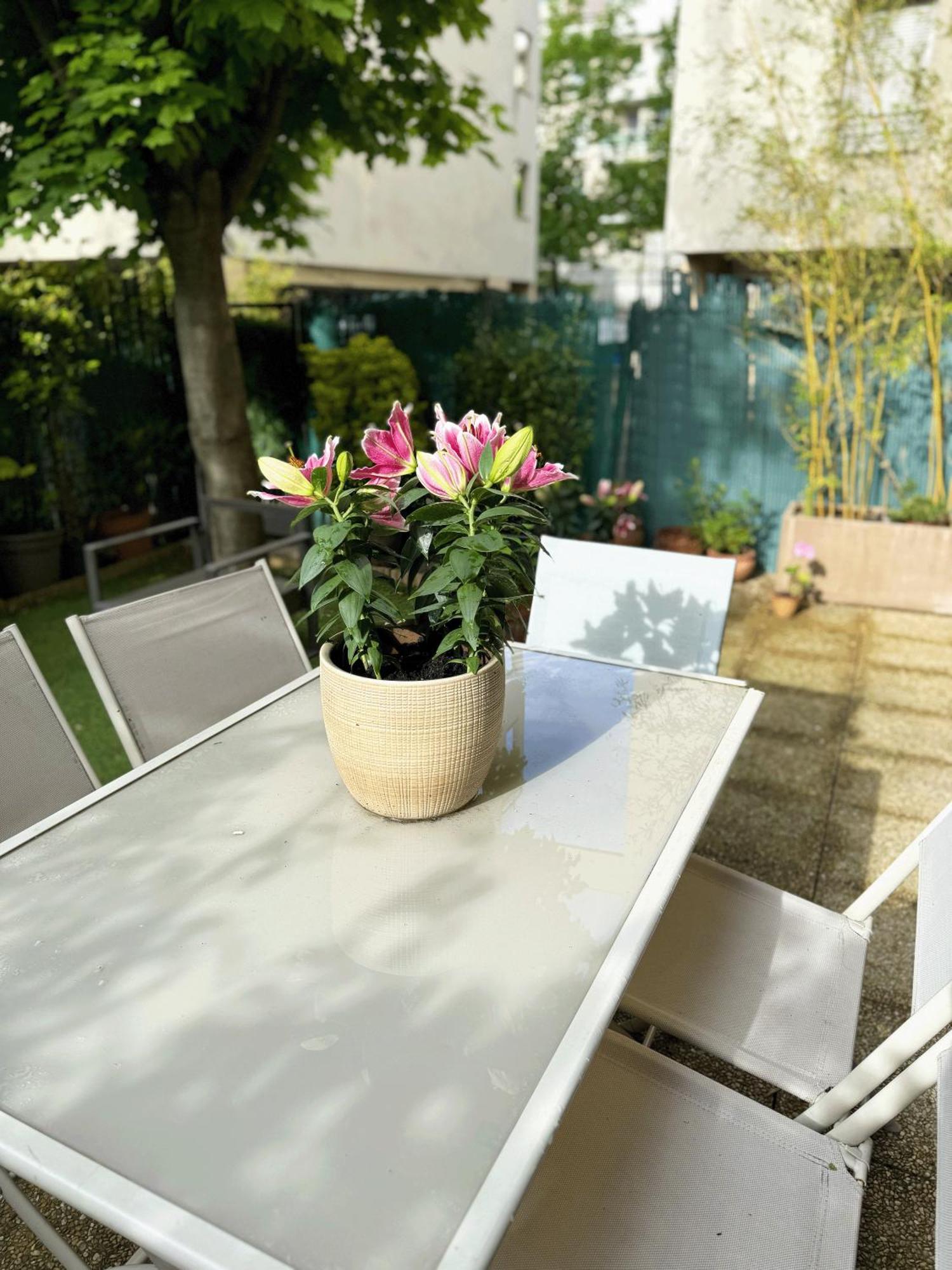 Le Jardin Du Stade By Uta House Saint-Denis  Zewnętrze zdjęcie